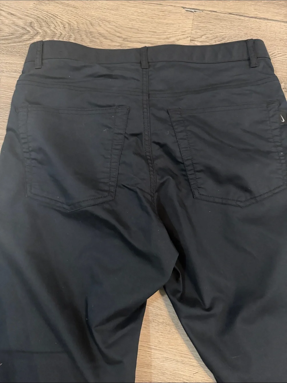 Nike Men’s Black Straight-Leg Pants Size 30/32